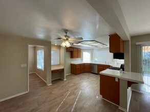 41232 Crispi Ln in Palmdale, CA - Building Photo - Building Photo