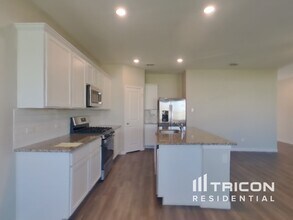 14817 Silver Blades Ct in Haslet, TX - Building Photo - Building Photo