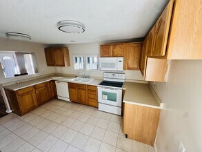 335 Edgewood Rd in Cape Girardeau, MO - Building Photo - Building Photo