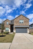 5514 Handlewood Ln in Rosenberg, TX - Building Photo