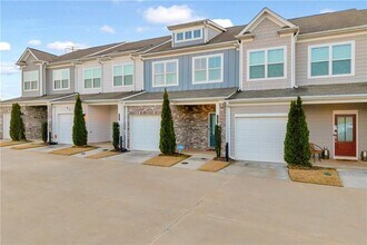 1959 Hidden Hts in Atlanta, GA - Building Photo - Building Photo