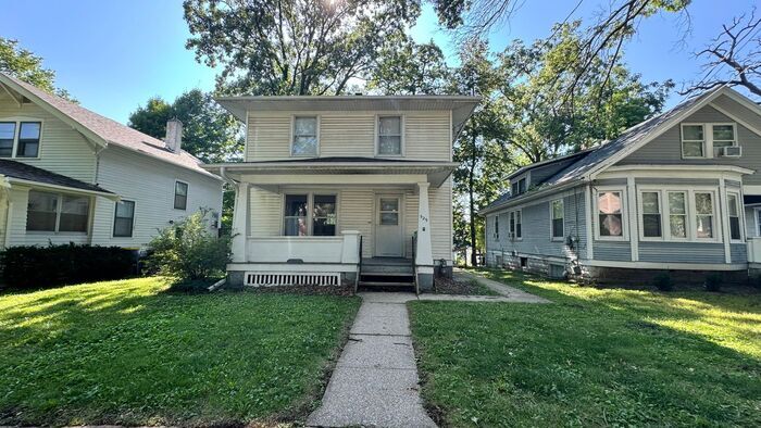 529 S Lucas St in Iowa City, IA - Foto de edificio