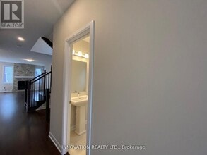 213 Invention Blvd in Ottawa, ON - Building Photo - Building Photo