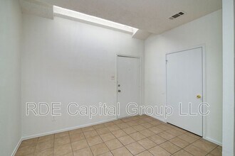 5407 Chimney Rock Rd in Fort Worth, TX - Building Photo - Building Photo