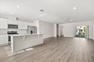 2741 Flushing Dr in Apopka, FL - Building Photo - Building Photo