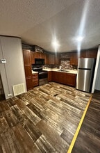 18325 Miller Ln in Hammond, LA - Building Photo - Building Photo