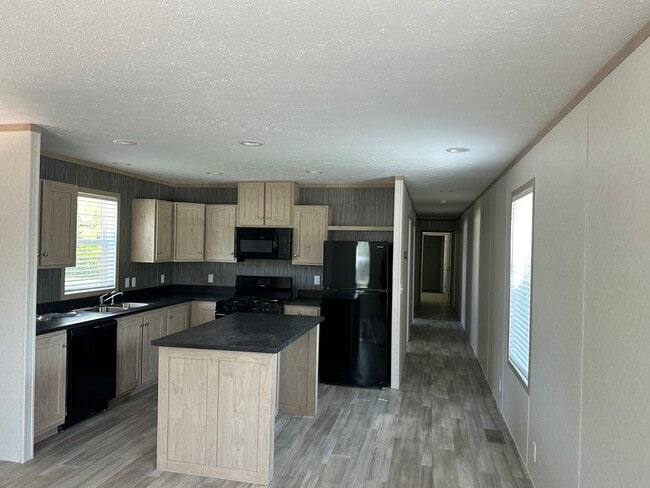 79 Tammy Dr in Battle Creek, MI - Building Photo - Building Photo