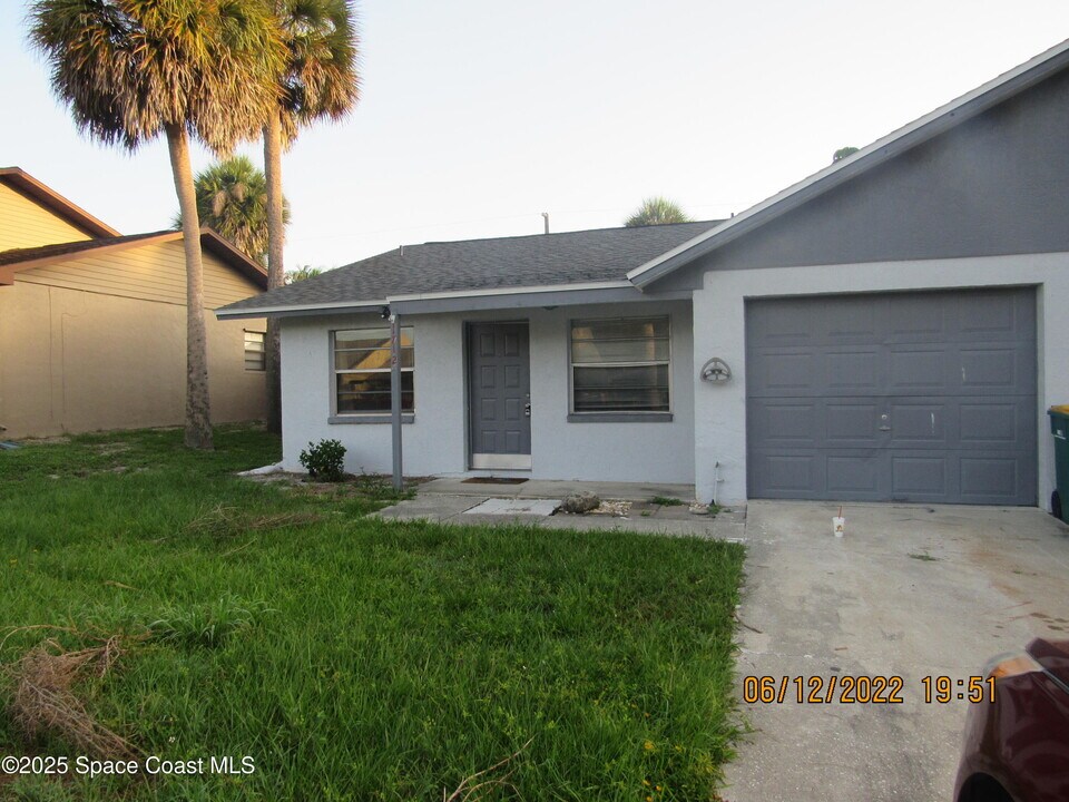 1712 Stewart Pl in Melbourne, FL - Building Photo