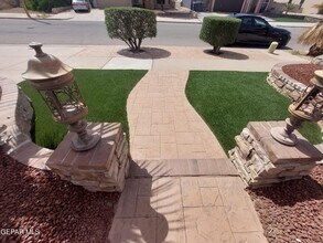 14021 Highweed Dr in Horizon City, TX - Building Photo - Building Photo