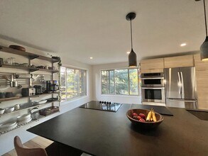 1115 S Cedarview Dr in Bozeman, MT - Building Photo - Building Photo