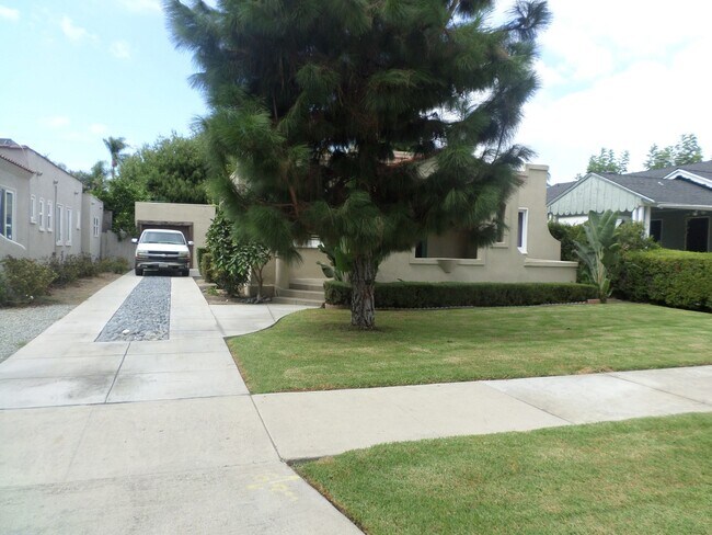 1246 S Ross St in Santa Ana, CA - Building Photo - Building Photo
