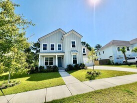 137 Falaise St in Charleston, SC - Building Photo