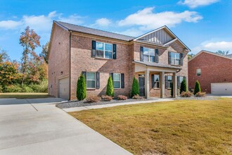 1398 Harlequin Wy in Stockbridge, GA - Building Photo - Building Photo