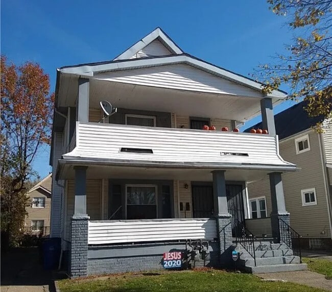 property at 1209 E 145th St