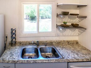 1285 S Holly St in Denver, CO - Building Photo - Building Photo