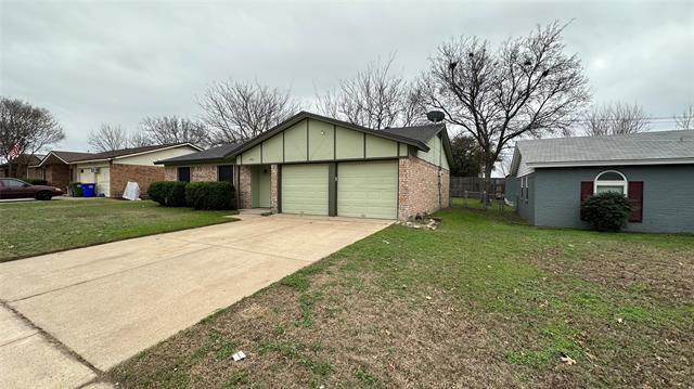 5916 Kary Lynn Dr S in Watauga, TX - Building Photo - Building Photo