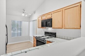 2970 Seasons Ave in Henderson, NV - Building Photo - Building Photo
