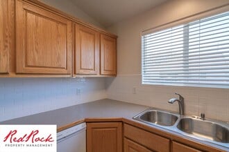 45 W Center St in Ivins, UT - Building Photo - Building Photo