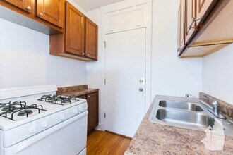 2647 N Spaulding Ave in Chicago, IL - Building Photo - Building Photo