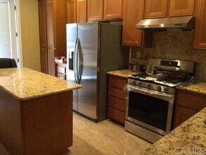 7755 Via Montebello in San Diego, CA - Foto de edificio - Building Photo