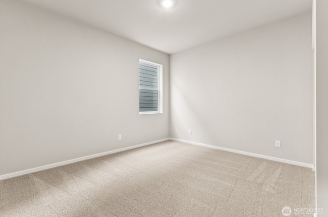 2227 Trailside Dr NE in Olympia, WA - Foto de edificio - Building Photo
