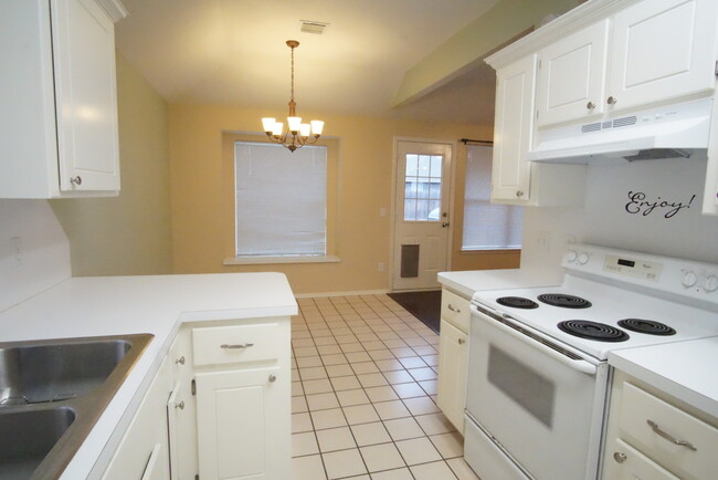 14416 S Harvey Ave in Oklahoma City, OK - Building Photo - Building Photo