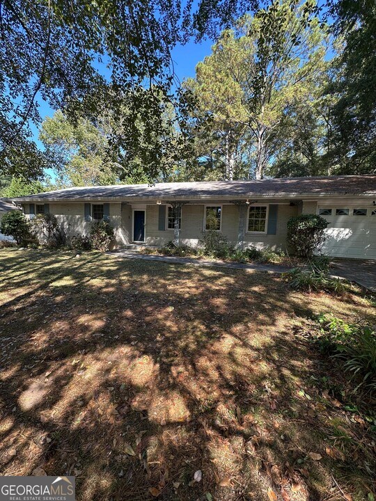 115 Peyton Rd SW in Atlanta, GA - Building Photo