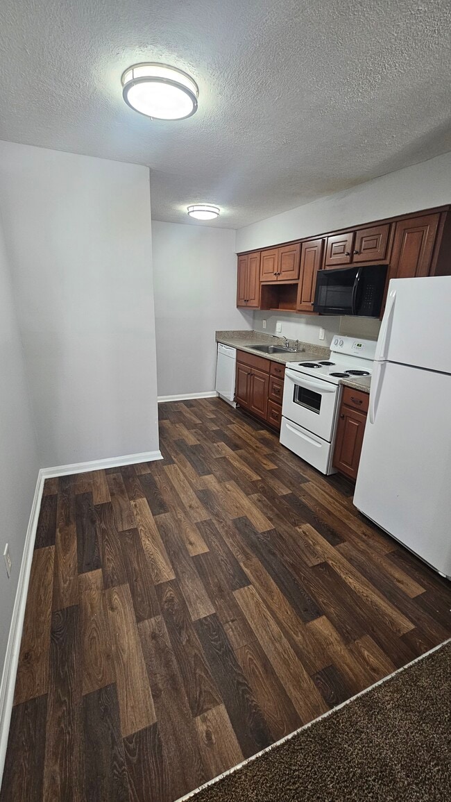 Knowles Pointe Apartments