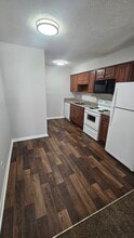 Knowles Pointe Apartments in Phenix City, AL - Building Photo - Building Photo