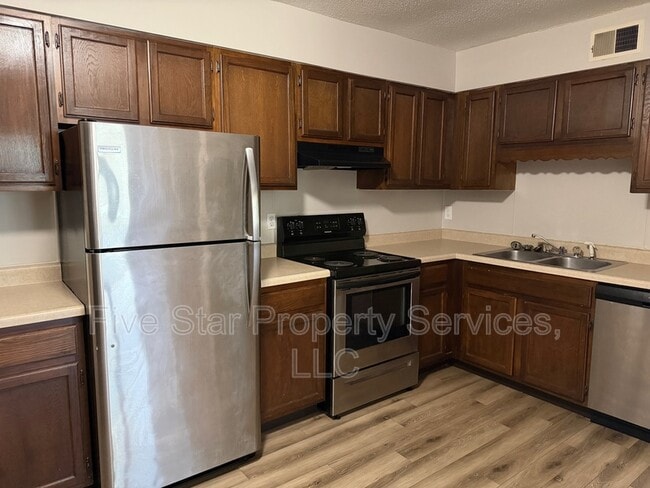 1224 W Monroe St in Springfield, IL - Building Photo - Building Photo