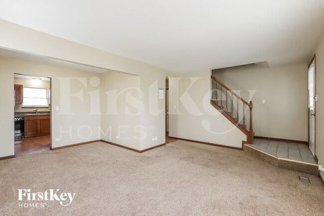 2017 Willow Ridge Dr in Round Lake Beach, IL - Building Photo - Building Photo