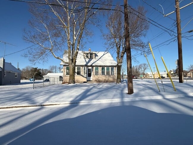 119 Birch St in St. Joseph, MN - Building Photo - Building Photo