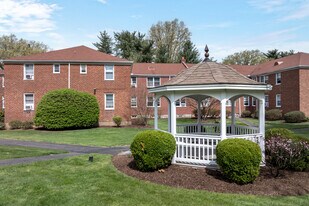 Bryant Gardens in White Plains, NY - Building Photo
