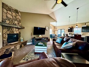 154 Columbia Range Dr in Columbia Falls, MT - Building Photo - Building Photo