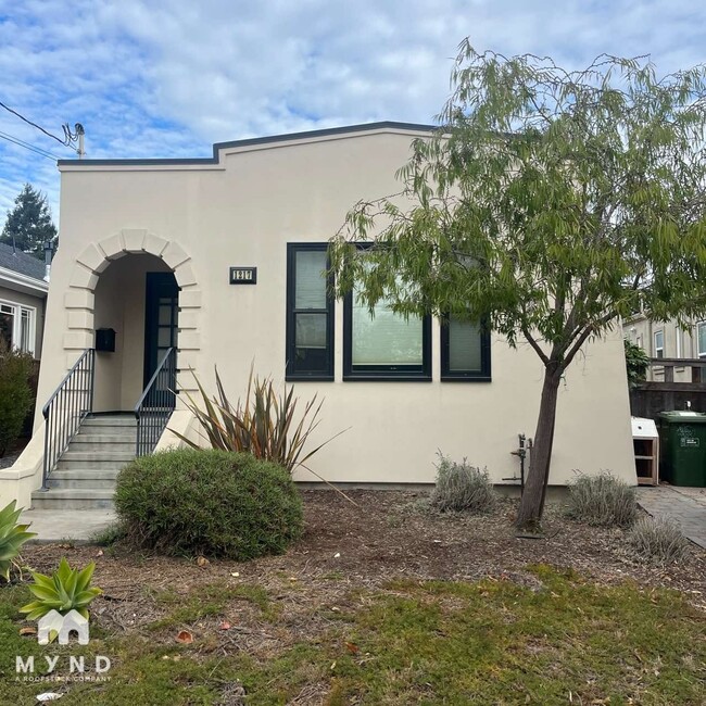 property at 1217 Delaware St