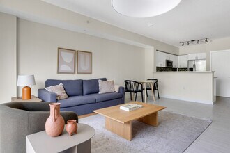 601 NE 39th St in Miami, FL - Building Photo - Building Photo