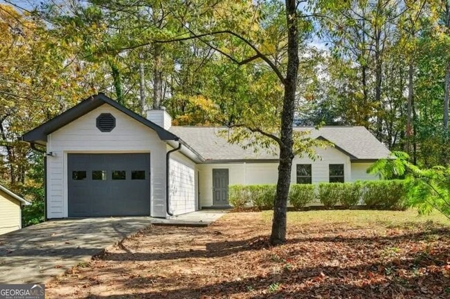 property at 216 Old Atlanta Rd