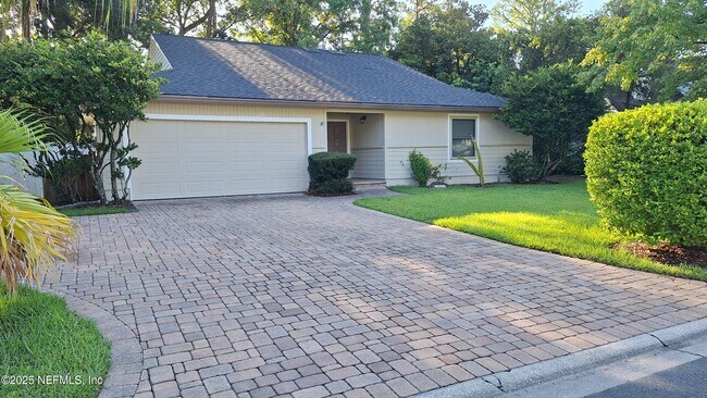 property at 10579 Castlebrook Dr