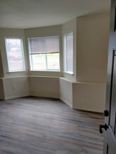 119 L St in Cheney, WA - Foto de edificio - Building Photo