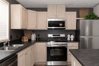 5449 Mt Ct in Portage, MI - Building Photo - Building Photo