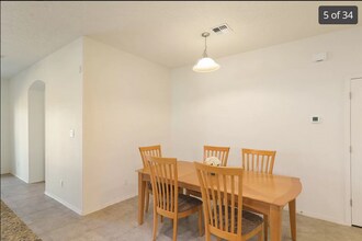 5313 Camino del Griego in Santa Fe, NM - Building Photo - Building Photo