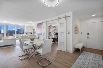 3703 NE 166th St in Miami, FL - Building Photo - Building Photo