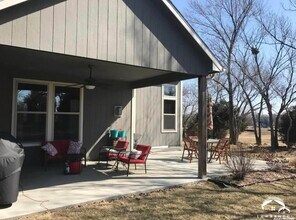 1013 Diamondhead Dr in Lawrence, KS - Building Photo - Building Photo