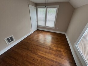 417 S Cook St in Barrington, IL - Building Photo - Building Photo