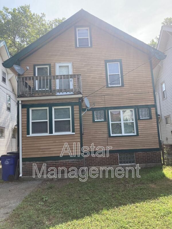 2048 W 89th St in Cleveland, OH - Building Photo - Building Photo