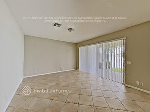 276 Berenger Walk in Royal Palm Beach, FL - Building Photo - Building Photo