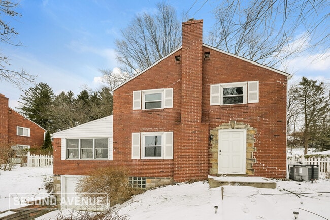 property at 5716 Brinley Dr