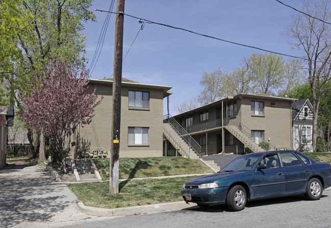 First Avenue Apartments in Salt Lake City, UT - Foto de edificio - Building Photo