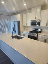 10531 Harbor Ln N in Maple Grove, MN - Building Photo - Building Photo