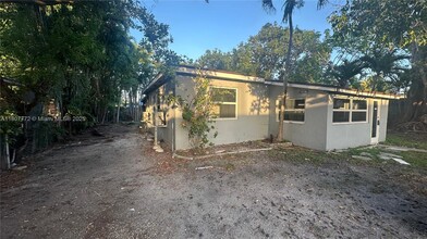 13845 NW 6th Ave in North Miami, FL - Building Photo - Building Photo